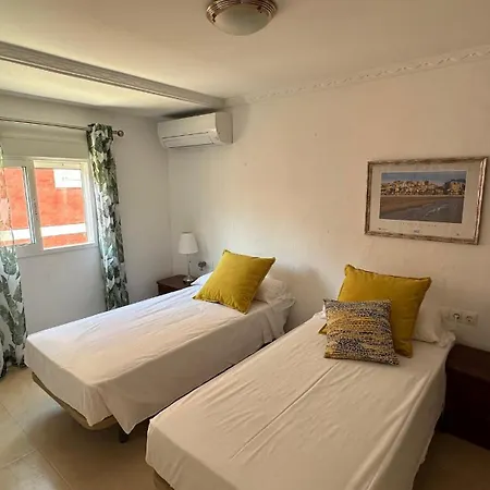 Llum24, Casa De Pueblo Cerca Del Mar Con Gran Terr * Villajoyosa
